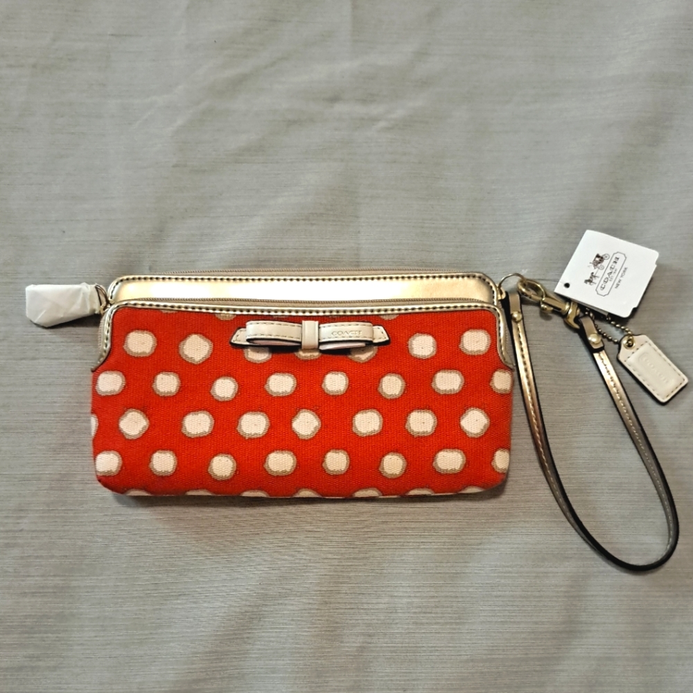 Coach rare red polka dot minnie wallet wristlet new with tag